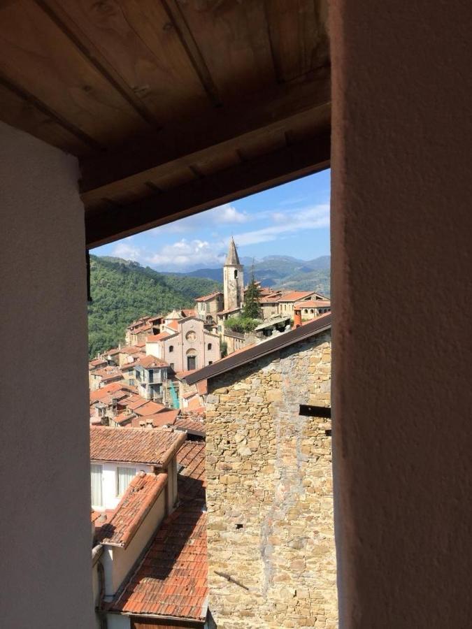 House In The Medieval Village Apricale Exteriör bild